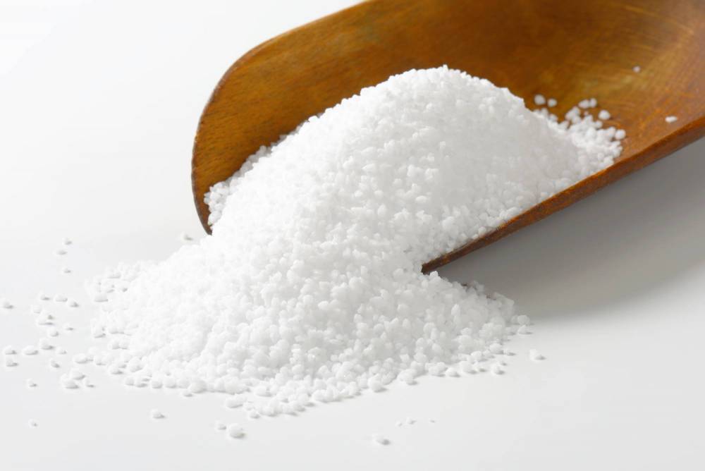 Epsom salt in a spoon.